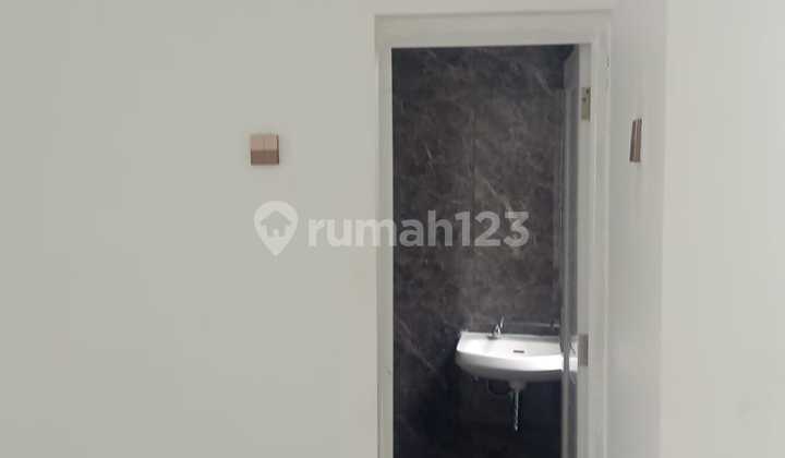 For Sale New House Available 2 Units 2 Floors Hook 2