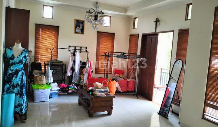 Dijual Rumah Tinggal 2 Lantai Full Furnish 2