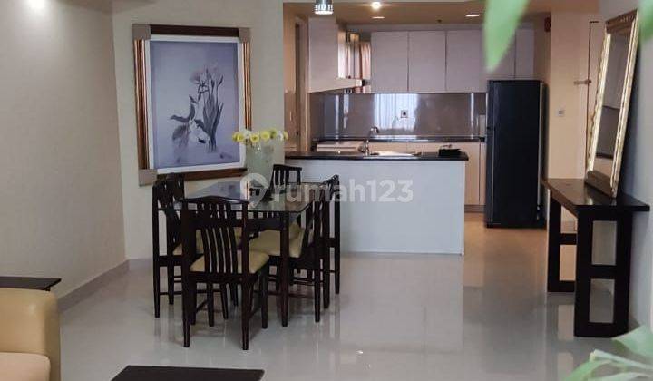  Dijual Cepat Apartemen Taman Anggrek 2 Kamar Tidur Furnished