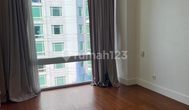 kamar tidur four season penthouse 330 sqm,