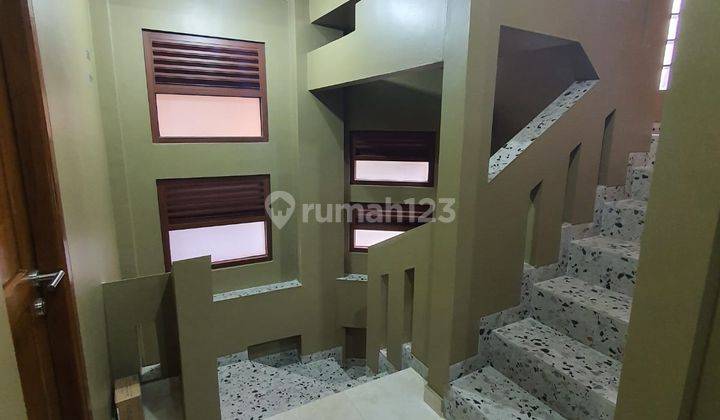 Rumah Kost 2 Lantai Di Tebet Area 1