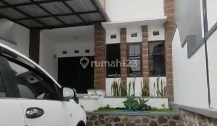 Rumah Bagus Cikidang Lembang View Gunung Putri Tangkuban Perahu 2