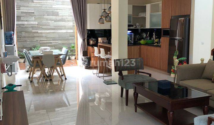 Rumah Full Furnished Strategis di Maltra Residence 1