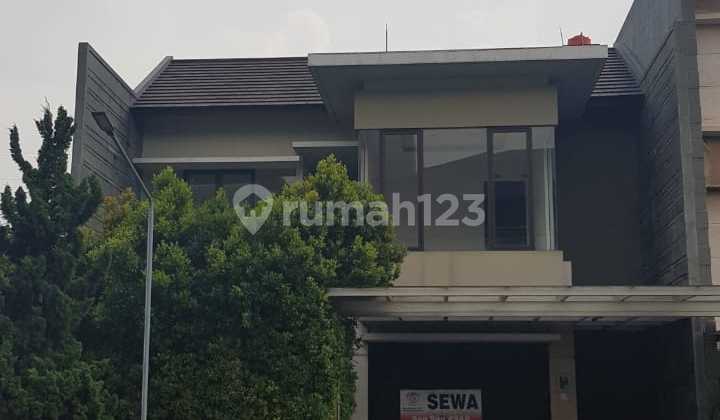 JARANG ADA RUMAH SINGGASANA PRADANA CLUSTER EXCLUSIVE