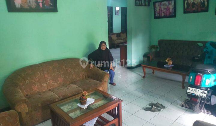 Rumah Besar dan Ruang Usaha Strategis di Cijerah 2