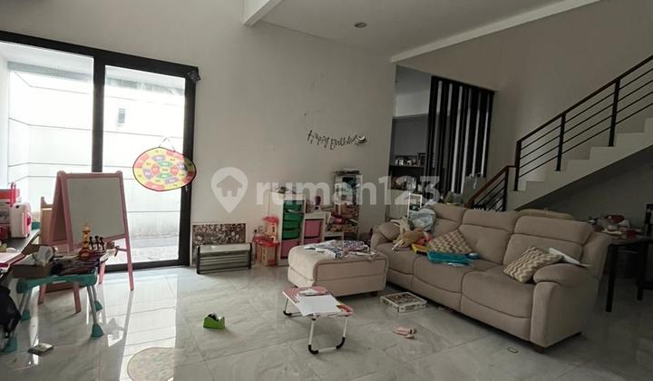 Rumah Baru Minimalis Furnished di Pharmindo 1