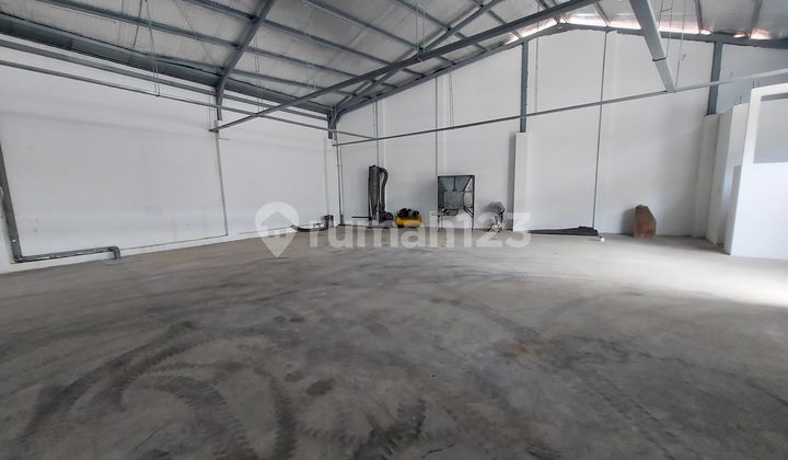 Gudang dan Kantor Sayap Cibaduyut Bandung