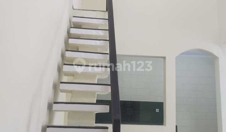 Rumah Nyaman 2 Lantai TKI Taman Kopo Indah 1 2