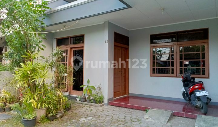 Rumah Strategis Tengah Kota di Kembar Mas 1