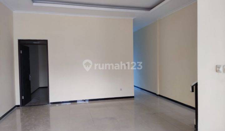 Sewa Cepat Rumah Siap Huni di Mekar Wangi 1