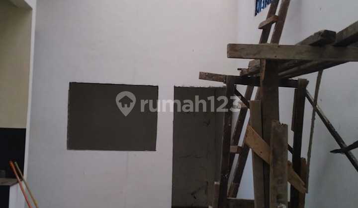 Rumah TKI Taman Kopo Indah 1 Kondisi Apa Adanya