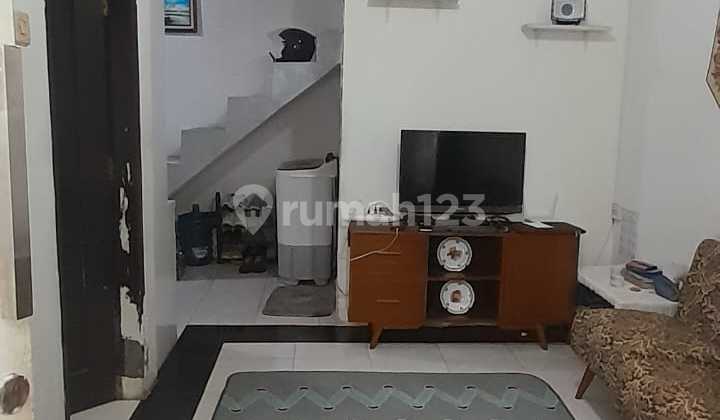 Rumah Tengah Kota daerah Gatot Subroto dekat Fly Over 2