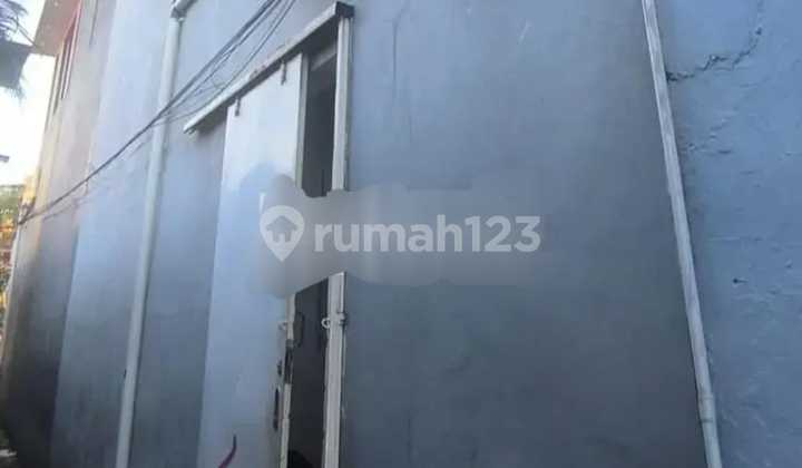 Cheap 3-Story Shophouse in Front of Banjaran Grand Mosque 2