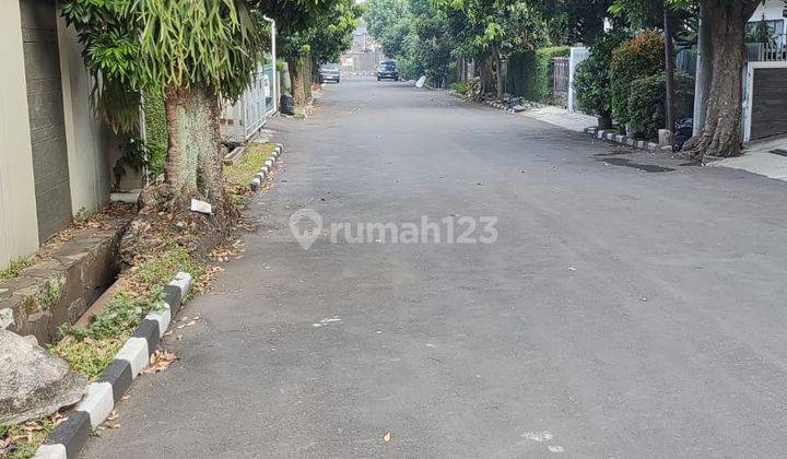 Rumah Kokoh Tanah Masih Luas di Taman Sakura Indah 2