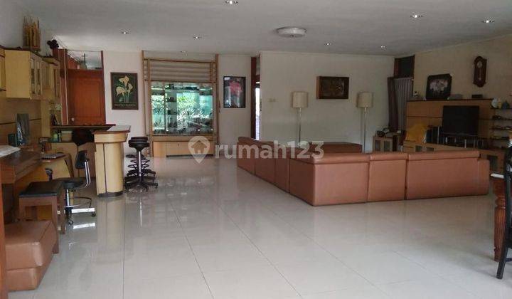 Rumah Lama Dan Kos Kost Aktif di Tubagus Ismail 1