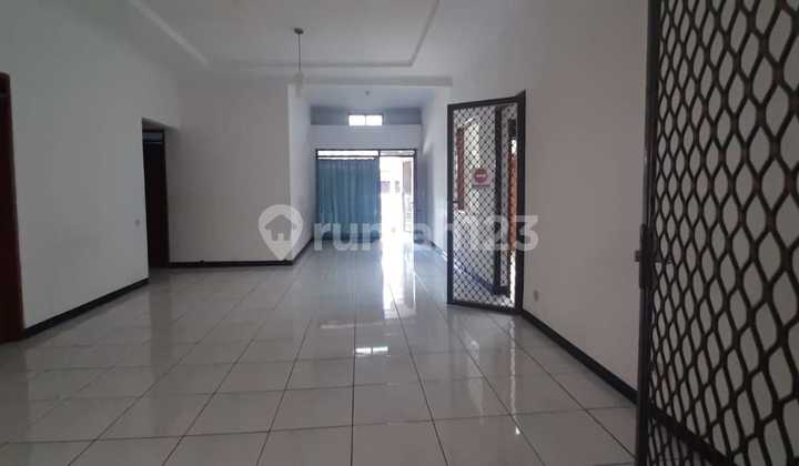 Comfortable House Mekar Wangi Can Also Be Used for Office