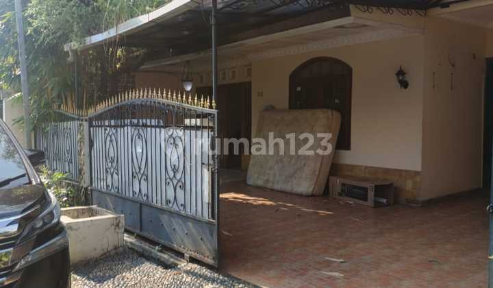 Comfortable House in Bangun Reksa Indah 1 Complex Comfortable House in Bangun Reksa Indah 1 Complex