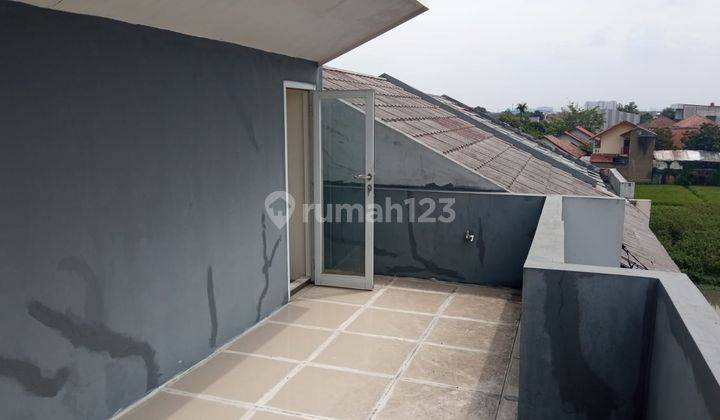 Rumah Nyaman di Pinus Regency Soekarno Hatta 2