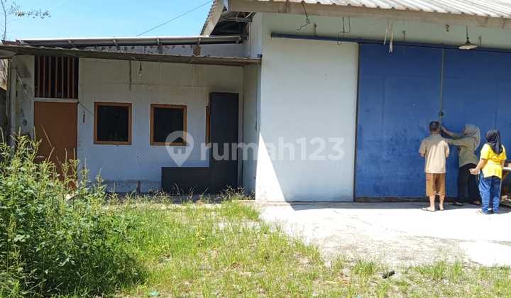 Disewakan Gudang Strategis di Sukamenak Bandung Disewakan Gudang Strategis di Sukamenak Bandung