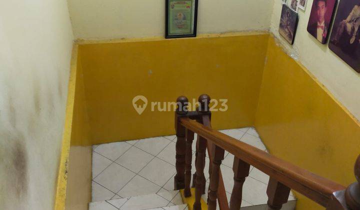 Rumah Besar Luas di Terusan Suryani Bandung 2