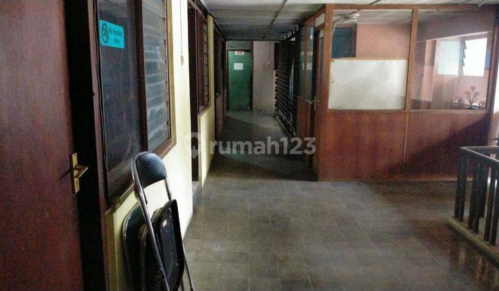 Rumah Hitung Tanah Strategis di Gatot Subroto Gatsu Bandung 1