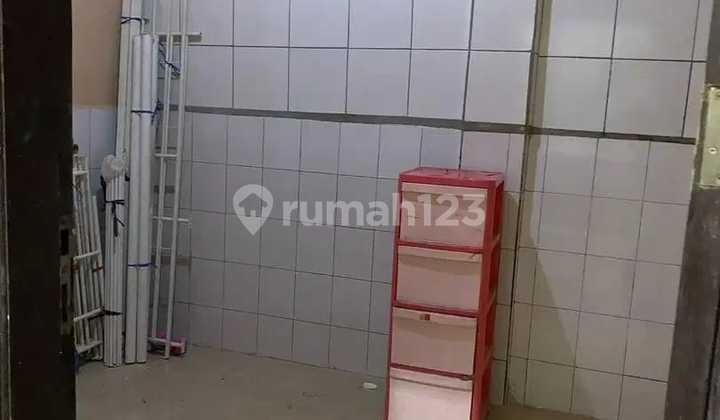 Rumah Tengah Kota Sayap Moch Toha Masuk Gang 2