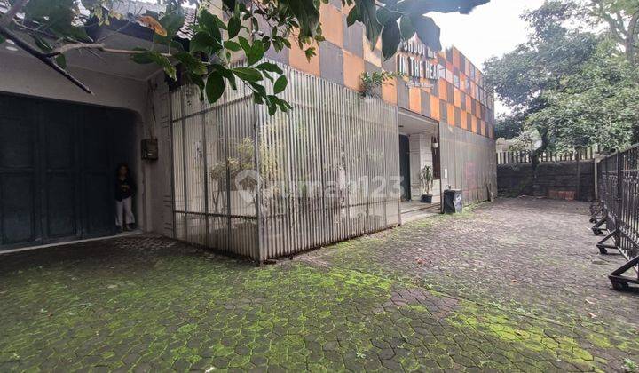 Ruang Usaha Ex Cafe di Jl. Kemuning sebelah Prima Rasa 1