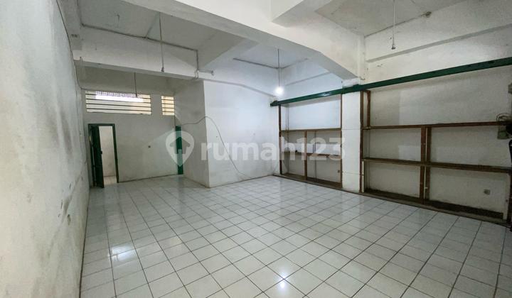 City Center Shophouse near King's Shopping Centre