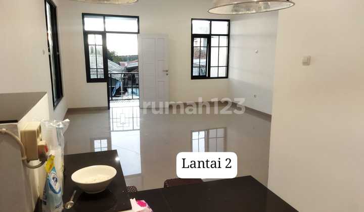 Roadside Shophouse in Barian Hills Housing 2