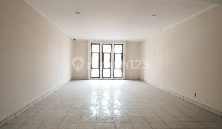 Dulatip Mainroad Shop House, Bandung Textile Center