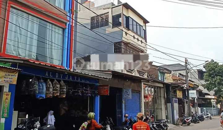 Affordable Shop House in City Center, West Pagarsih Street. 1