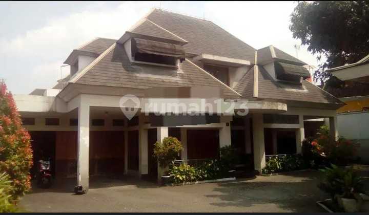 Murah Rumah Luas Jl. Sersan Bajuri Isola 2