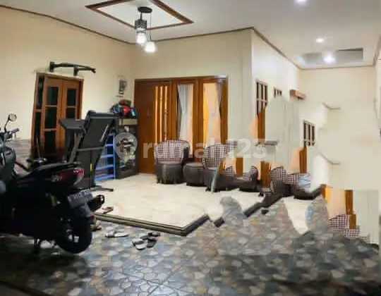 Rumah Full Furnished Mainroad Jl. Maribaya Lembang Rumah Full Furnished Mainroad Jl. Maribaya Lembang