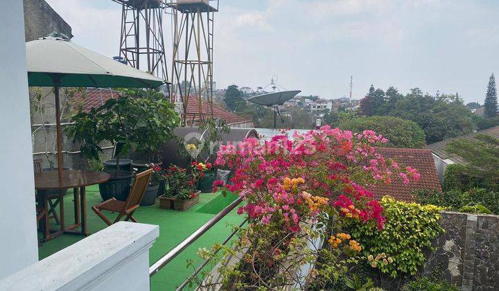 Rumah Cantik Nyaman Terawat di Komplek Gegerkalong Permai 2