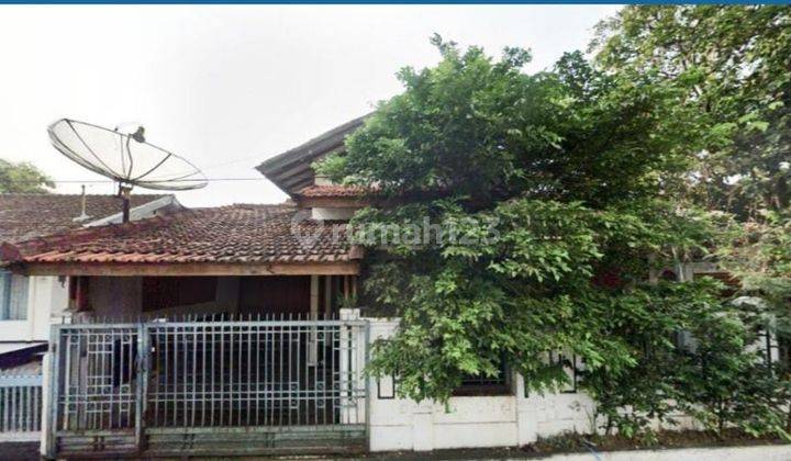 Murah Rumah Strategis Tengah Kota Komplek Postel 1