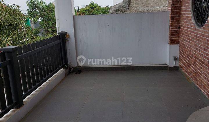 Ruang Usaha Eks Cafe Strategis di Riung Bandung 2