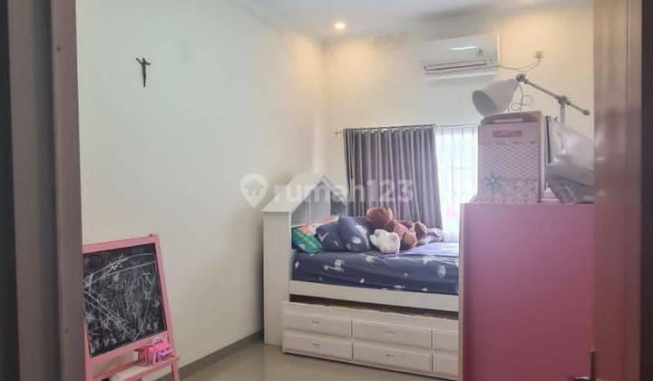 Rumah Nyaman Semi Furnished di Taman Kopo Katapang 2