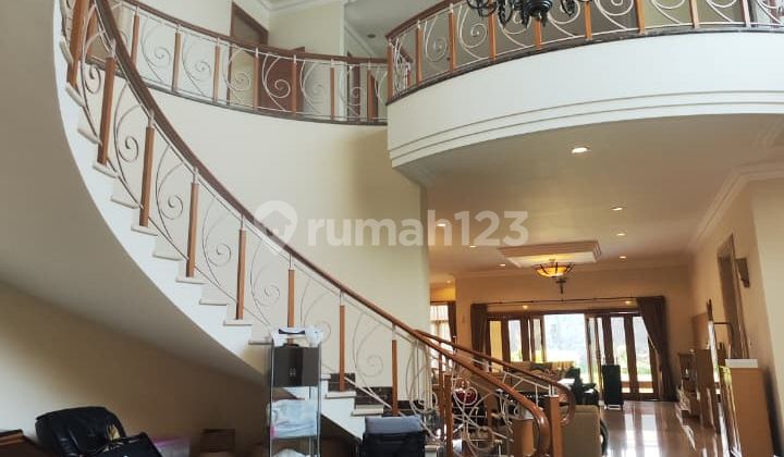 Harga di Bawah NJOP Rumah Mewah Luas di Budi Indah