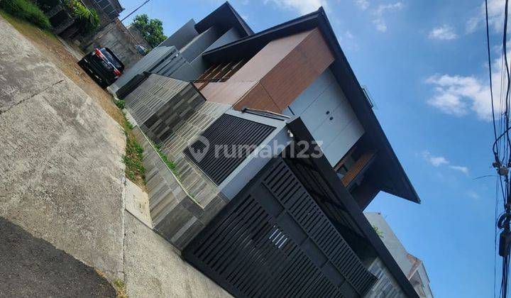 Rumah Baru Siap Pakai Dengan Kolam Renang di Geger Kalong 2