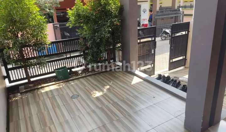 Comfortable House in a Cluster at Padasuka, Central Cimahi Comfortable House in a Cluster at Padasuka, Central Cimahi