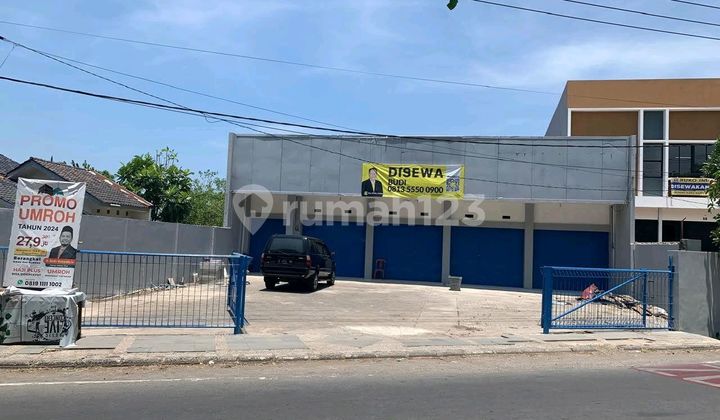 Cheap Rent Ready-to-Use Business Space on Jl. Saladara, Cirebon