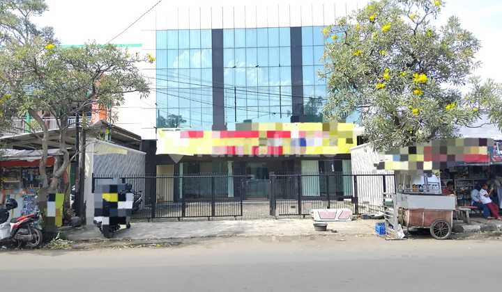 Ruang Usaha 2 Lantai Lokasi Strategis Pusat Kota Cirebon