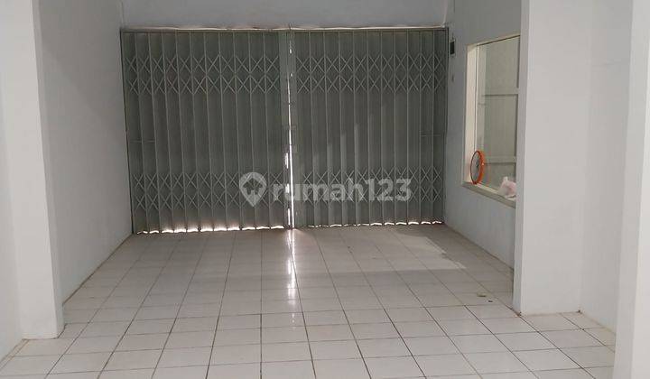 Disewakan Rumah Bagus Cocok untuk Ruang Usaha di Kesambi, Cirebon 2