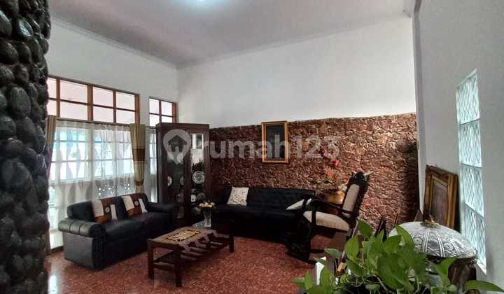 Spacious House in Central Cirebon City Strategic Location