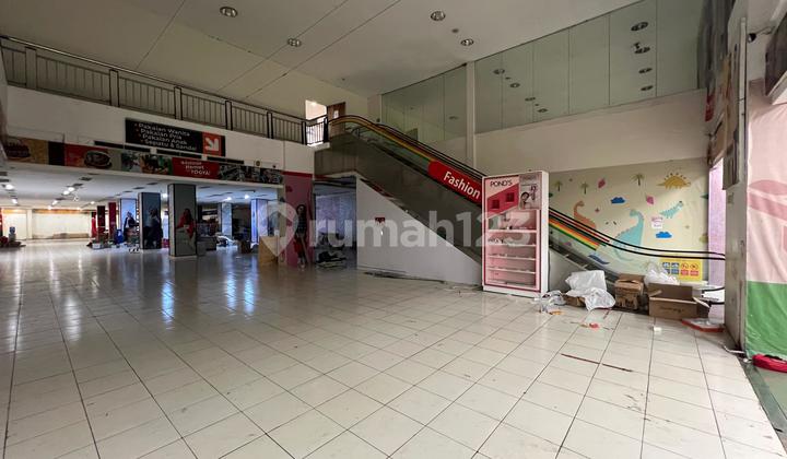 Disewakan Ruang Usaha Lokasi Prima Pusat Kota Cirebon Disewakan Ruang Usaha Lokasi Prima Pusat Kota Cirebon