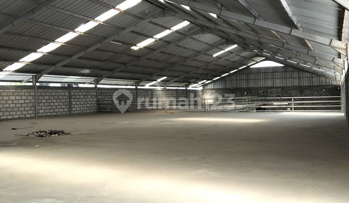 For Rent Ready-to-Use Spacious Warehouse in Kanci, Cirebon.