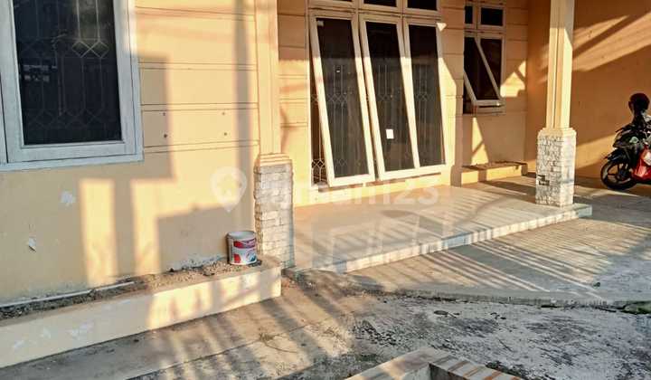 Two-Story House Strategic Location on Jl. Mayor Sastraatmaja, Cirebon