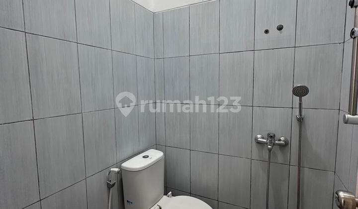 For Sale 2-Story House In Verona Hills, Cirebon 2