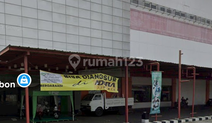 Cheetos Building 2-Story Business Space in Cirebon City Cheetos Building 2-Story Business Space in Cirebon City