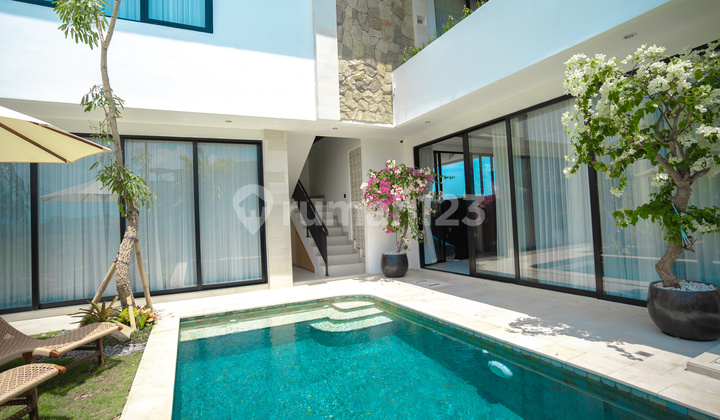 Villa Mewah Dekat dengan Pantai Mengening